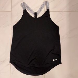 Nike tank